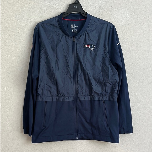 NFL Other - NIKE NEW ENGLAND PATRIOTS ON FIELD APPAREL JACKET TEAM  XL